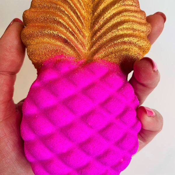 Pineapple Party ~ Luxe Bath Bomb